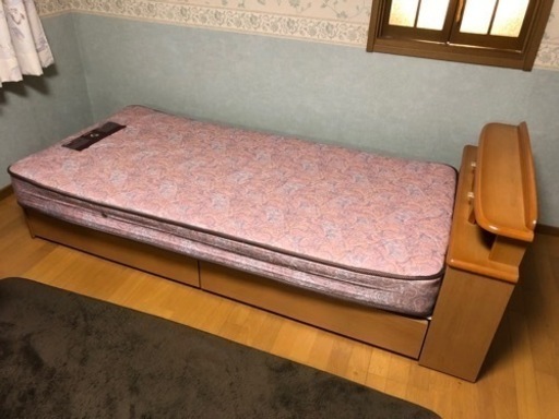 収納付きシングルベットマット付き