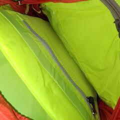 osprey オスプレー　questa クエスタ　デイバック リュック　ハイク　アウトドア　タウンユース　投げ売りセール　閉店　万能の画像