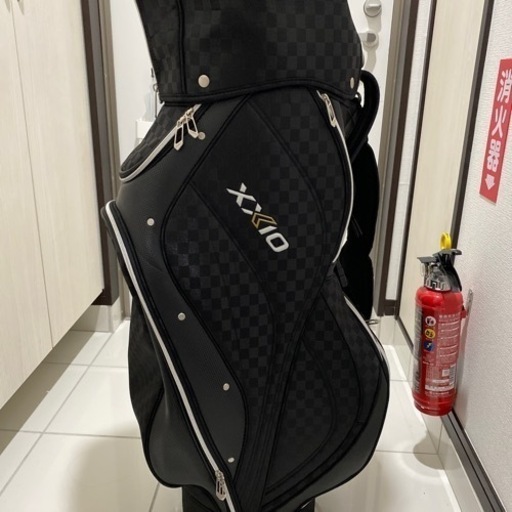 ゴルフ　キャディバッグ　ゼクシオ　XXIO