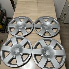 ハイエース200系1型　ホイールキャップ中古品