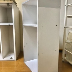 白　カラーBOX  (右)の画像