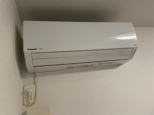 買ってから半年も経っていません！！