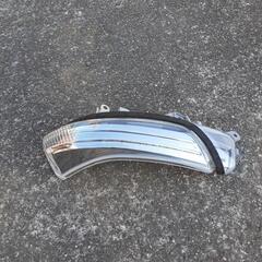 プリウス30ウインカーレンズ
