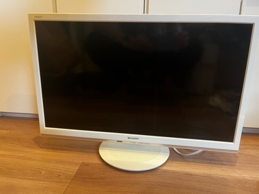 シャープ　AQUOS 24型　液晶テレビ