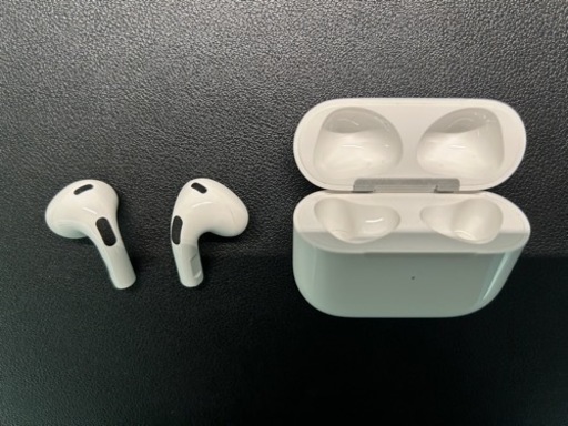 【美品】Apple AirPods 第三世代【全国発送可】