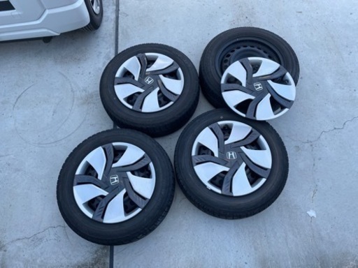 スタッドレス付き純正ホイール・15インチ（ホンダフィットHV外し）