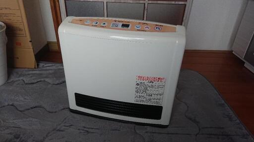【決まりました】ガスファンヒーター 都市ガス用 2.4kw