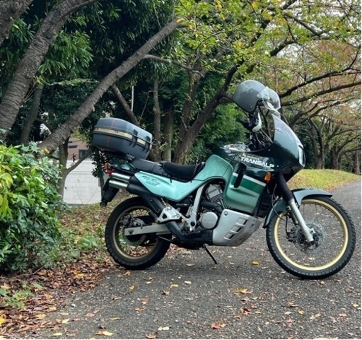 ホンダ　トランザルプ400