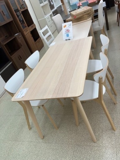 IKEA ダイニングテーブルセット椅子4脚　TJ304