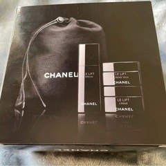 CHANELシャネル　LE LIFT セット