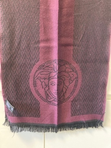 VERSACE　ヴェルサーチ マフラー【イタリア製】