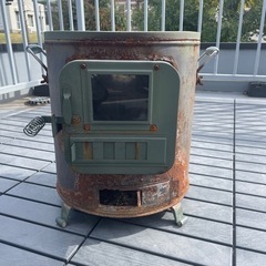 薪ストーブの画像