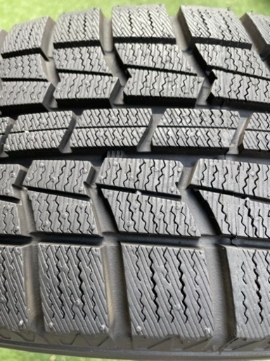 【値下げ】昨年、1シーズンのみ使用 195/65R15 スタッドレスタイヤ