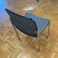 スタッキングチェア　事務所イス　譲ります　引取　配送可能の画像