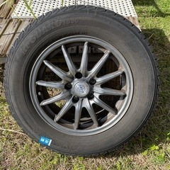 【最終値下】ヨコハマ　スタッドレスタイヤ215-65R-16ホイ...