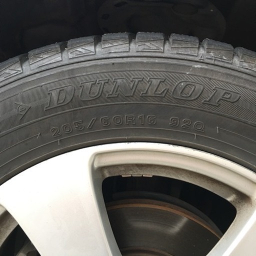 タイヤホイール(スタッドレスタイヤ付き) 16インチ　205/60R16　ノア　ボクシー