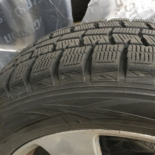 タイヤホイール(スタッドレスタイヤ付き) 16インチ　205/60R16　ノア　ボクシー