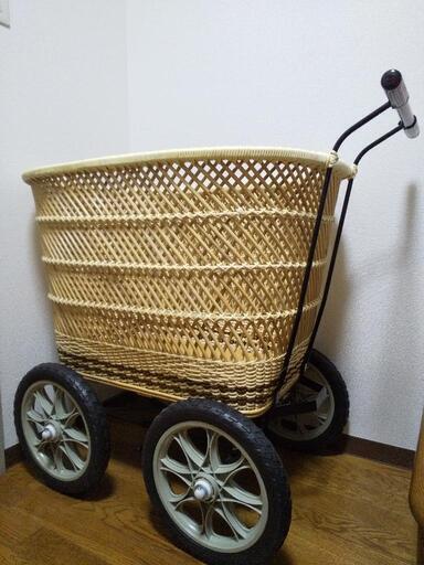 【未使用品】乳母車　プスプス松阪市の家具