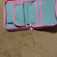 かわいい財布 2つ合わせて400円の画像
