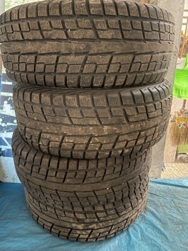 285/60/18 YOKOHAMA GEOLANDAR スタッドレスタイヤ
