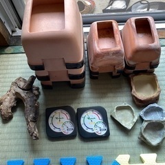 爬虫類　シェルター　温湿度計　隠れ家　水飲み場　水浴び場　GEX...