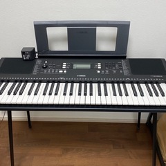 電子ピアノ
