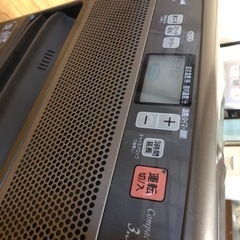 黒　ナショナル　石油ファンヒーターの画像