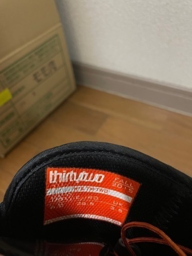 Thirtytwo ブーツ