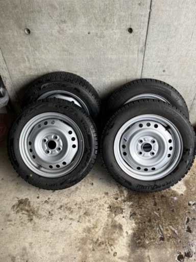 スタッドレスVRX2 2018年製　155/65 14インチ