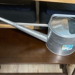 0円　尾上製作所 萬年 トタン散水ジョーロ 4L