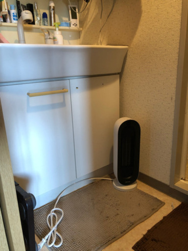 【２秒速暖】ヒーター セラミックヒーター 電気ヒーター 電気ファンヒーター