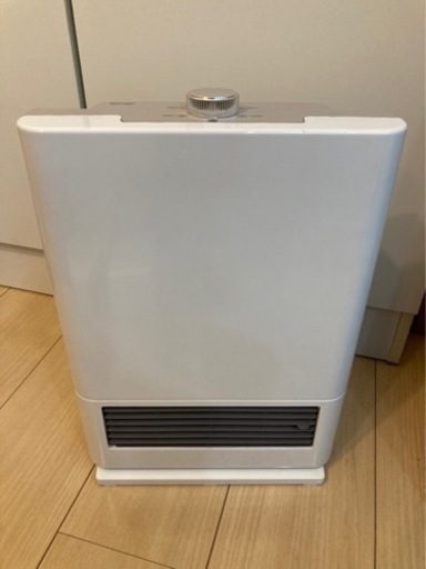 暖房機器：セラミックファンヒーター　美品