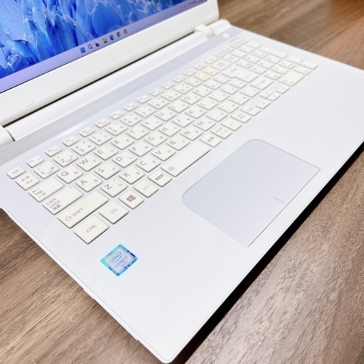 【美品】新品SSD512GB搭載! ☘最高峰Core i7 ☘ dynabook
