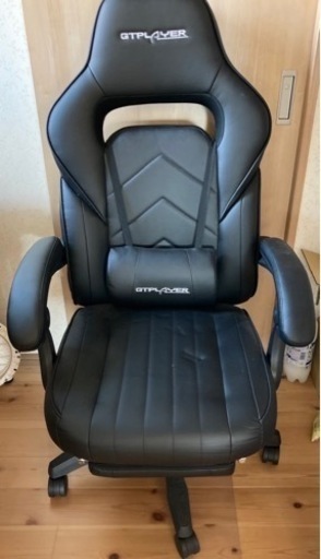 ほぼ新品　ゲーミングチェア