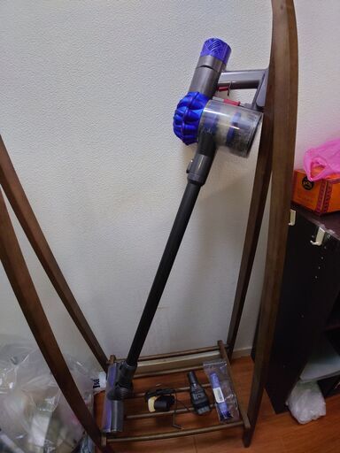 DYSON ダイソン　掃除機　バキュームクリーナ　V6 Fluffy　作動確認済み