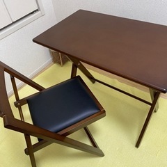 折りたたみテーブル&椅子の画像