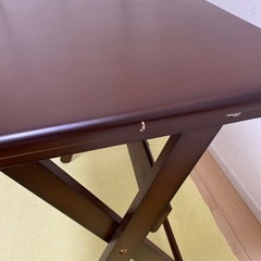 折りたたみテーブル&椅子の画像