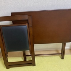 折りたたみテーブル&椅子の画像