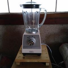 ジュウサーミキサー新品です。