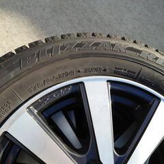 スタッドレスタイヤ BLIZZAK REVO GZ 175/65R14の画像