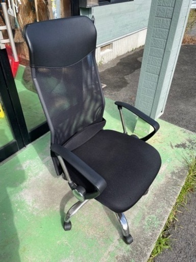 取引中です。オフィスチェア デスクチェア ワーキングチェア ブラック メッシュ