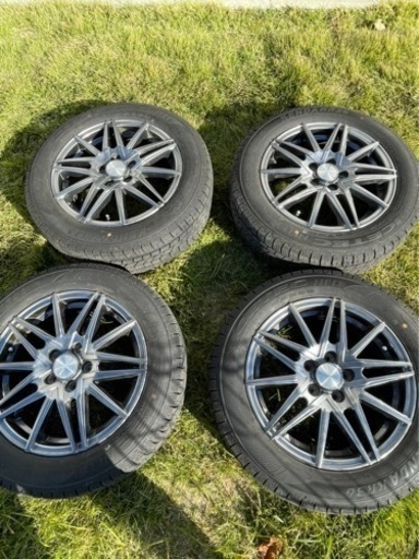 スタッドレスタイヤ　185/60R15 ホイール付き４本セット