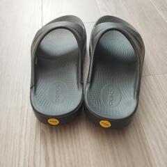 OOFOS ウーフォス　リカバリーシューズ　サンダル　美品の画像