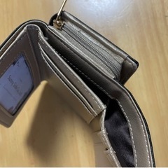 折りたたみ財布 財布 の画像