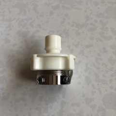洗濯機用水道のホース留めるもの