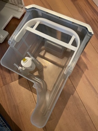 Panasonic F-YHH100 ハイブリッド　除湿機　衣類乾燥