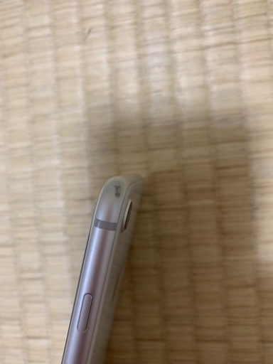 【大幅に値下げしました】iPhone8 64GB シルバー