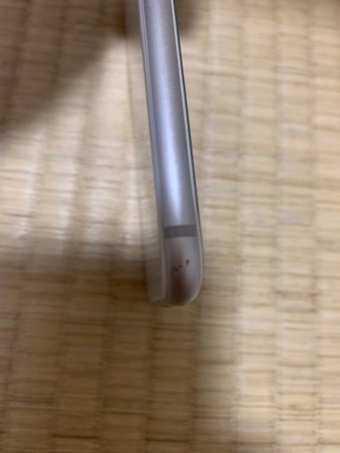 【大幅に値下げしました】iPhone8 64GB シルバー