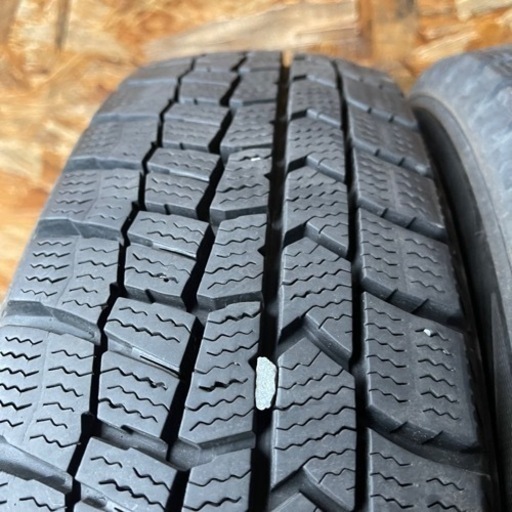 バリ山　DUNLOP ダンロップ　WM02 155/65R14 スタッドレス タイヤ　2018年製　14インチ