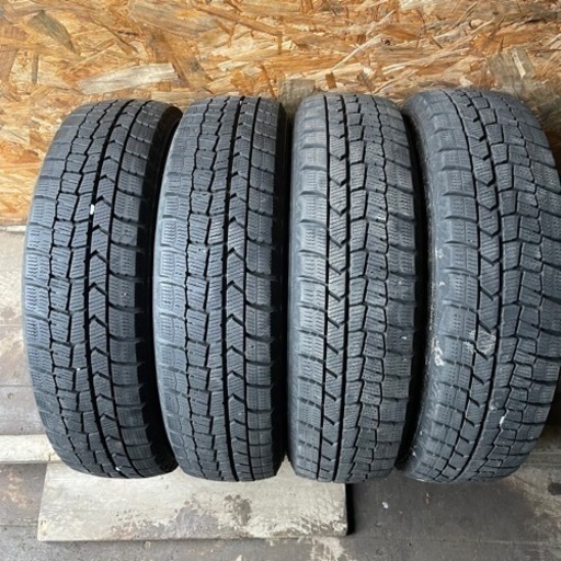 バリ山　DUNLOP ダンロップ　WM02 155/65R14 スタッドレス タイヤ　2018年製　14インチ